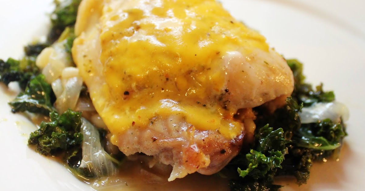 A new find at Trader Joes (Chicken Thighs with Kale, Caramelized Onions