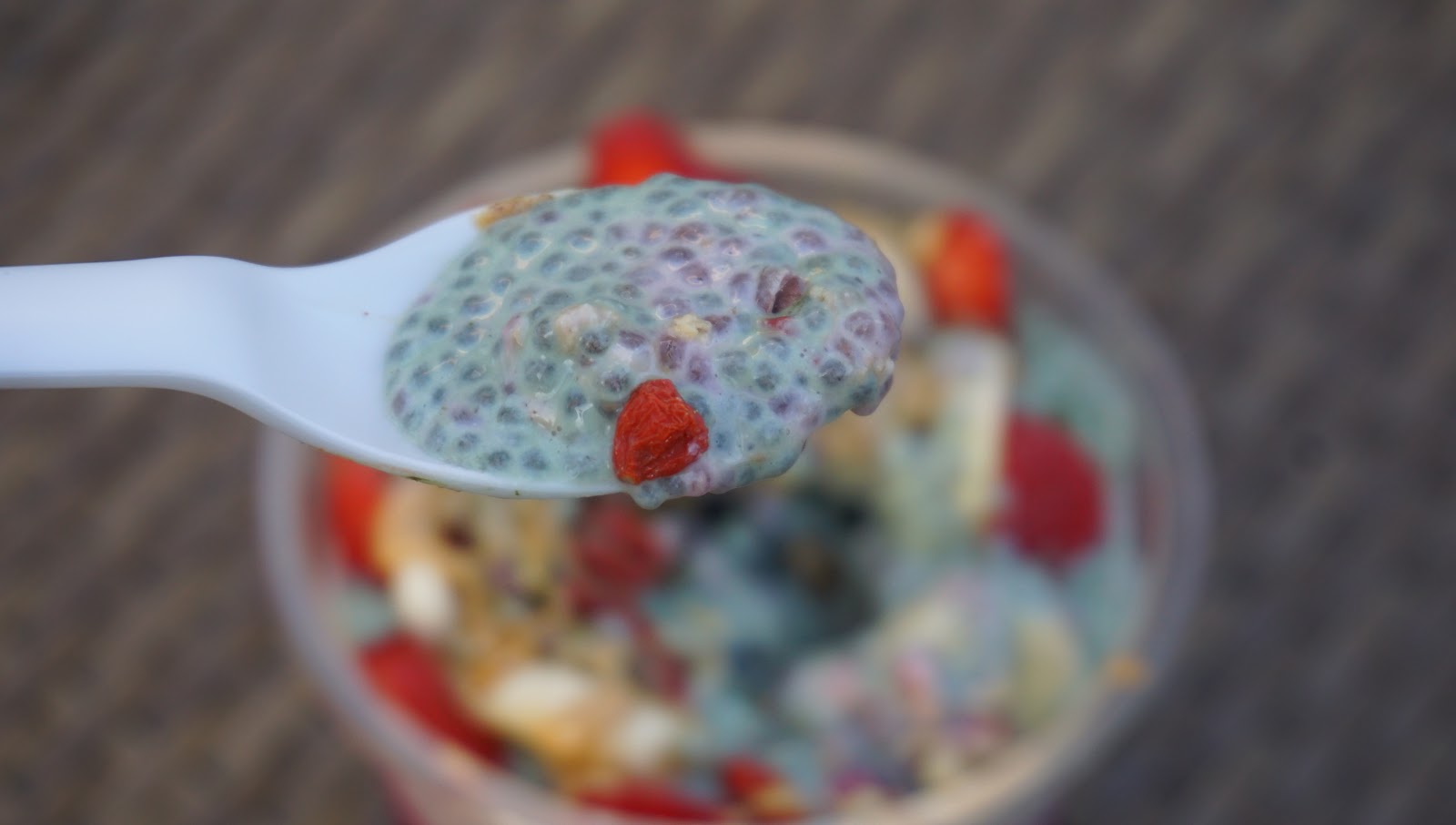 GIVEAWAY The Berry Brand in Tustin is A BuildYourOwn Superfoods Heaven