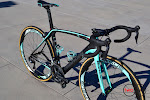 Bianchi Oltre XR.3 Shimano Ultegra R8050 Di2 Ursus Miura 47 Complete Bike at twohubs.com