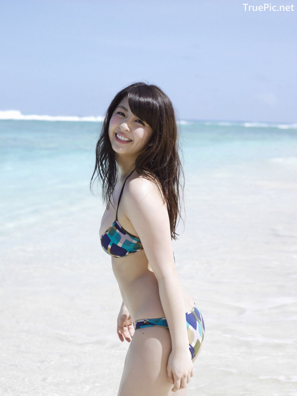 Image-Japanese-Actress-And-Model-Yurina-Yanagi-Blue-Sea-And-Hot-Bikini-Girl-TruePic.net- Picture-44