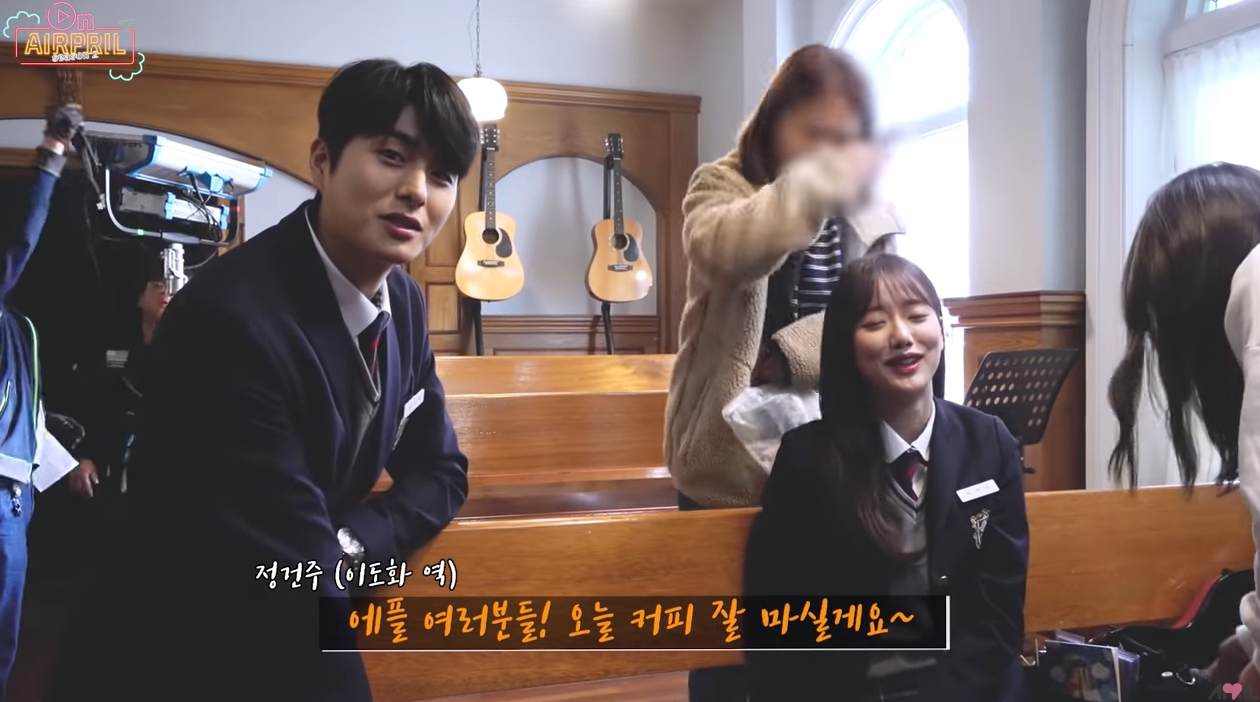 팬클럽 현장에서 방방곡곡 영업하고 다니는 아이돌 | 인스티즈