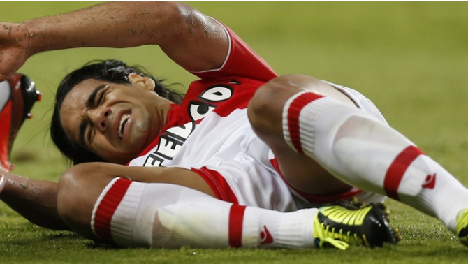 Bonze - bonzesse dfinition - Dictionnaire Mediadico