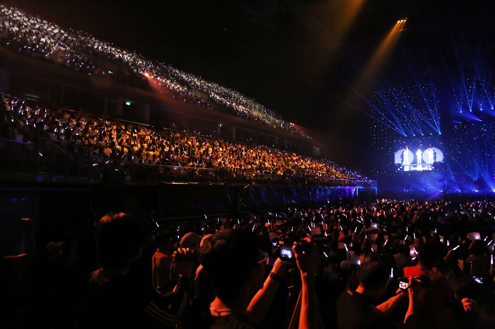 D2B Infinity Fun+ 2020 จัดหนัก อังคอร์คอนเสิร์ต โชว์เพลงมันส์ เอาใจ ...