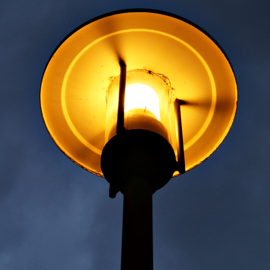 {BUNT IST DIE WELT} Straßenlaternen