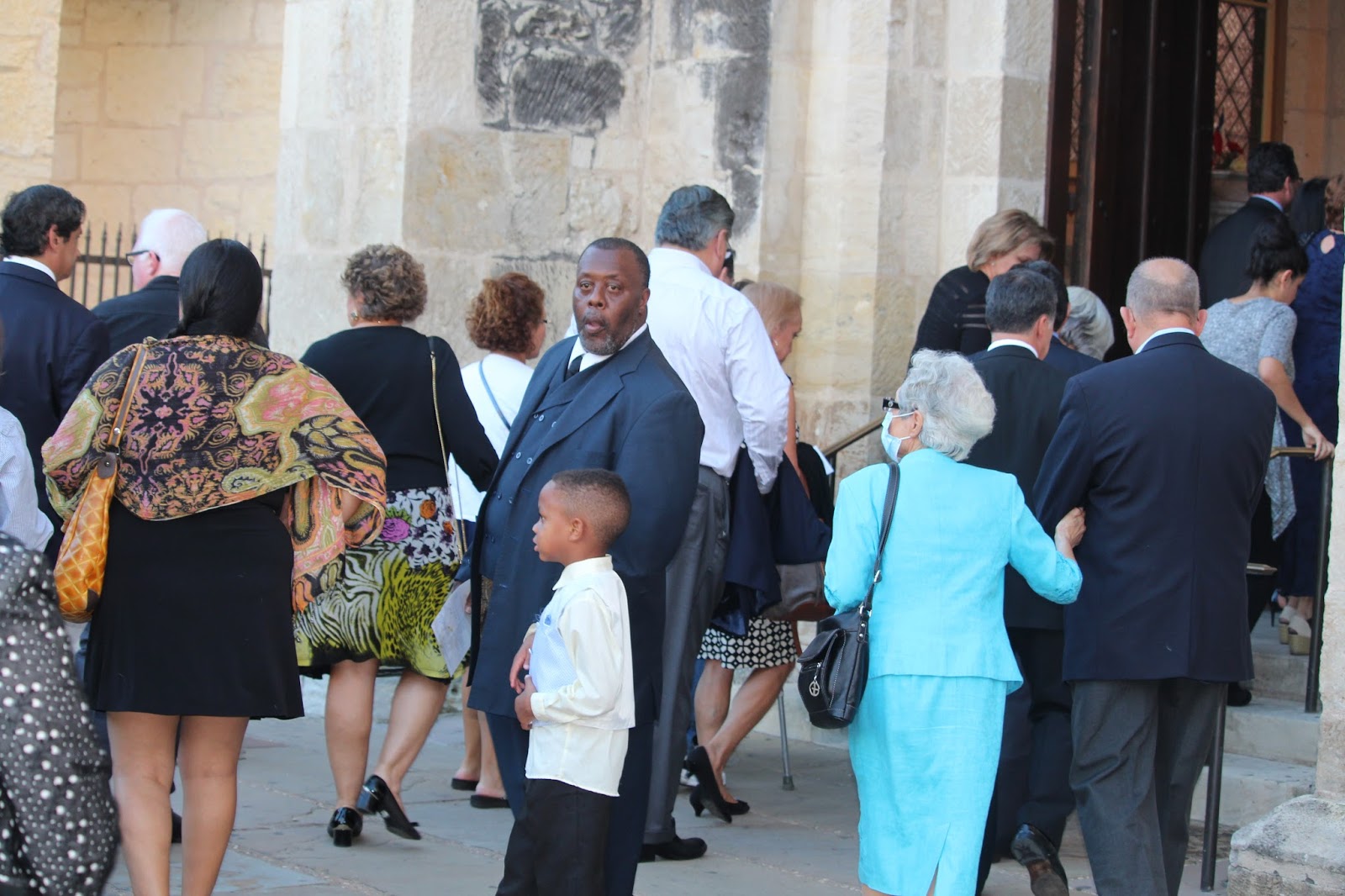 Walker Report - Shedding Light on Bexar County: 600+ turnout out for ...