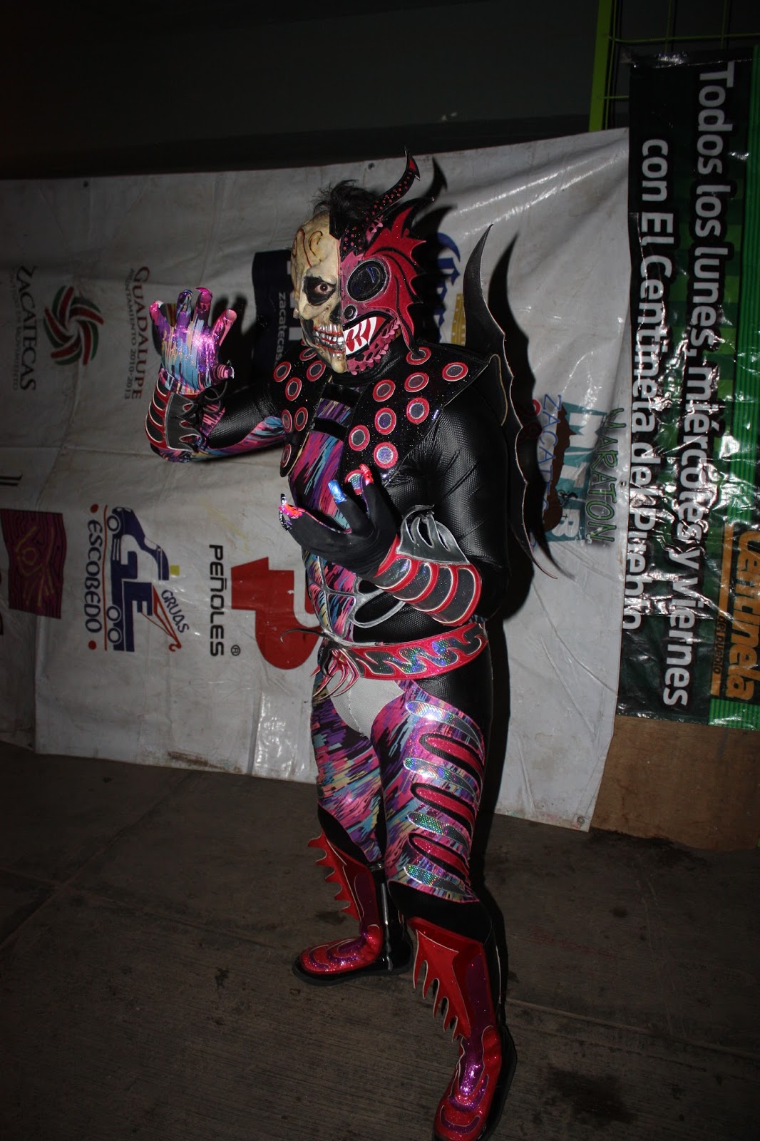 Lucha Libre y Box Apolo Estrada Jr. y El Hijo de Alebrije