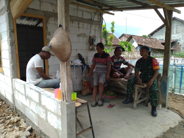 Babinsa Kliwonan Laksanakan Komsos dengan Warga Binaan