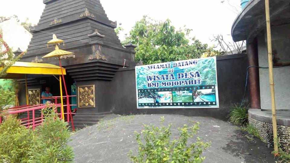Main Ke Wisata Desa Mojokerto Anggi Putri