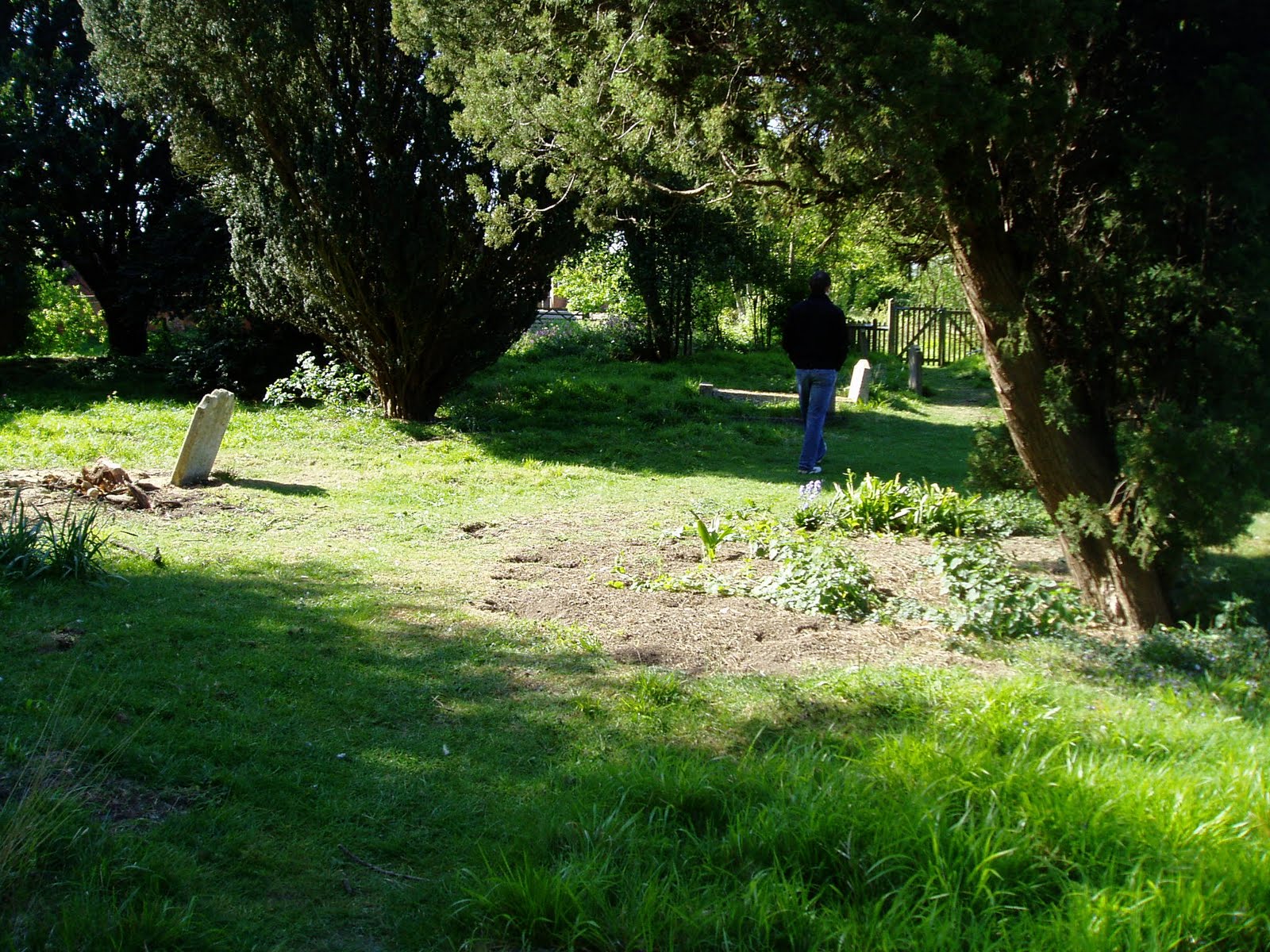 Johli Baptist: Berners Roding Church