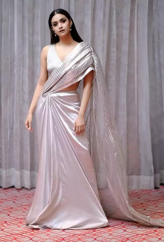 keerthy-suresh-silver-coloured-pre-stiched-saree keerthy-suresh-silver-coloured-pre-stiched-saree