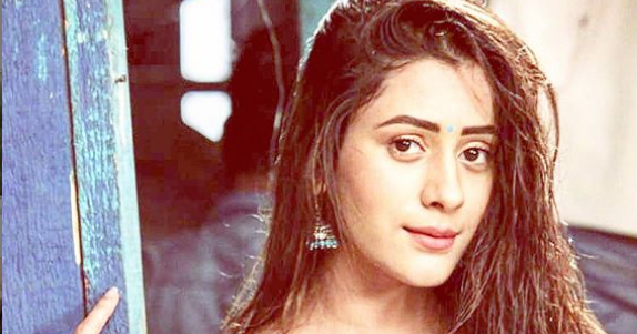 Hiba Nawab Biography Wiki Age Height Weight Boyfriend