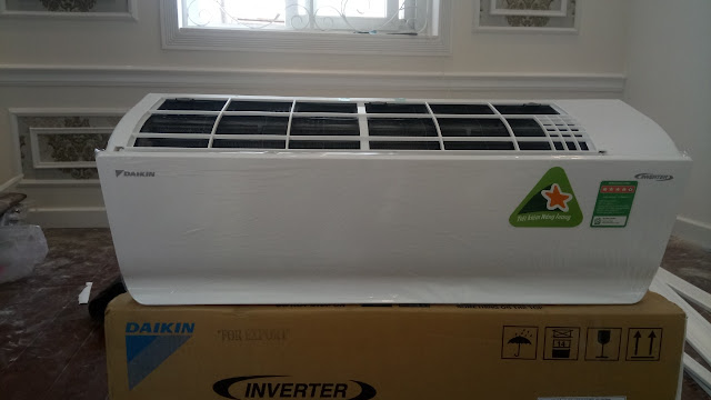 Chuyên thi công và Lắp Máy lạnh treo tường Daikin – Máy lạnh Daikin 2.5HP cho nhà hàng tiệc cưới giá siêu rẻ L%25E1%25BA%25AFp%2Bm%25C3%25A1y%2Bl%25E1%25BA%25A1nh%2Btreo%2Bt%25C6%25B0%25E1%25BB%259Dng%2BDAIKIN%2Bt%25E1%25BA%25A1i%2BVinhome%2B-%2BQ.9%2B6