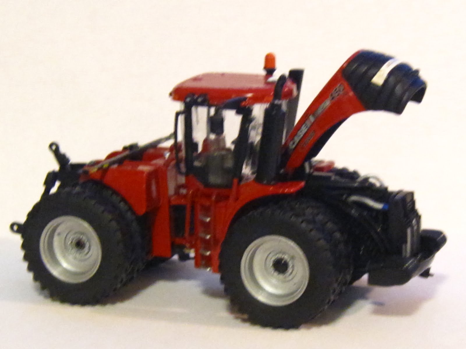 Zac's Tractors: New Model Release Case IH Authentics #3 Steiger STX 450