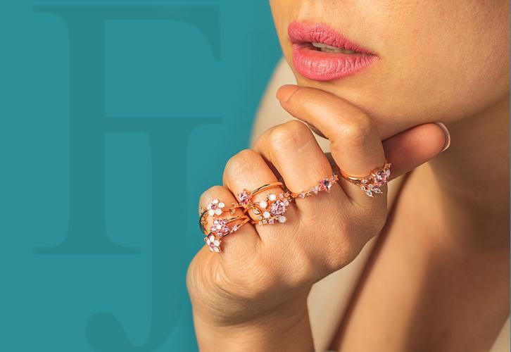 Candles With Jewelry Hidden Inside