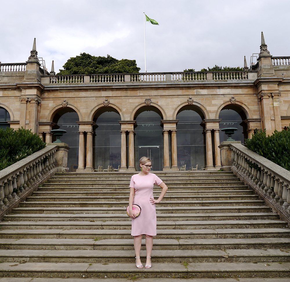 Kimberley wearing sixties candy floss dress and donut bag Wardrobe Conversations, Kimberley, styled by kimberley, candy pink sixties dress, vintage weigh and pay, dundee blogger, edinburgh blogger, scottish style blogger, vintage style scotland