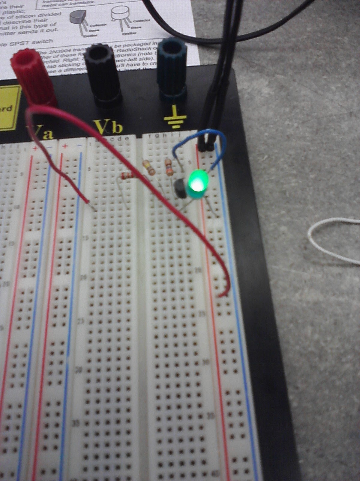 Electronics 10 dgpantoja Build a Logic Probe