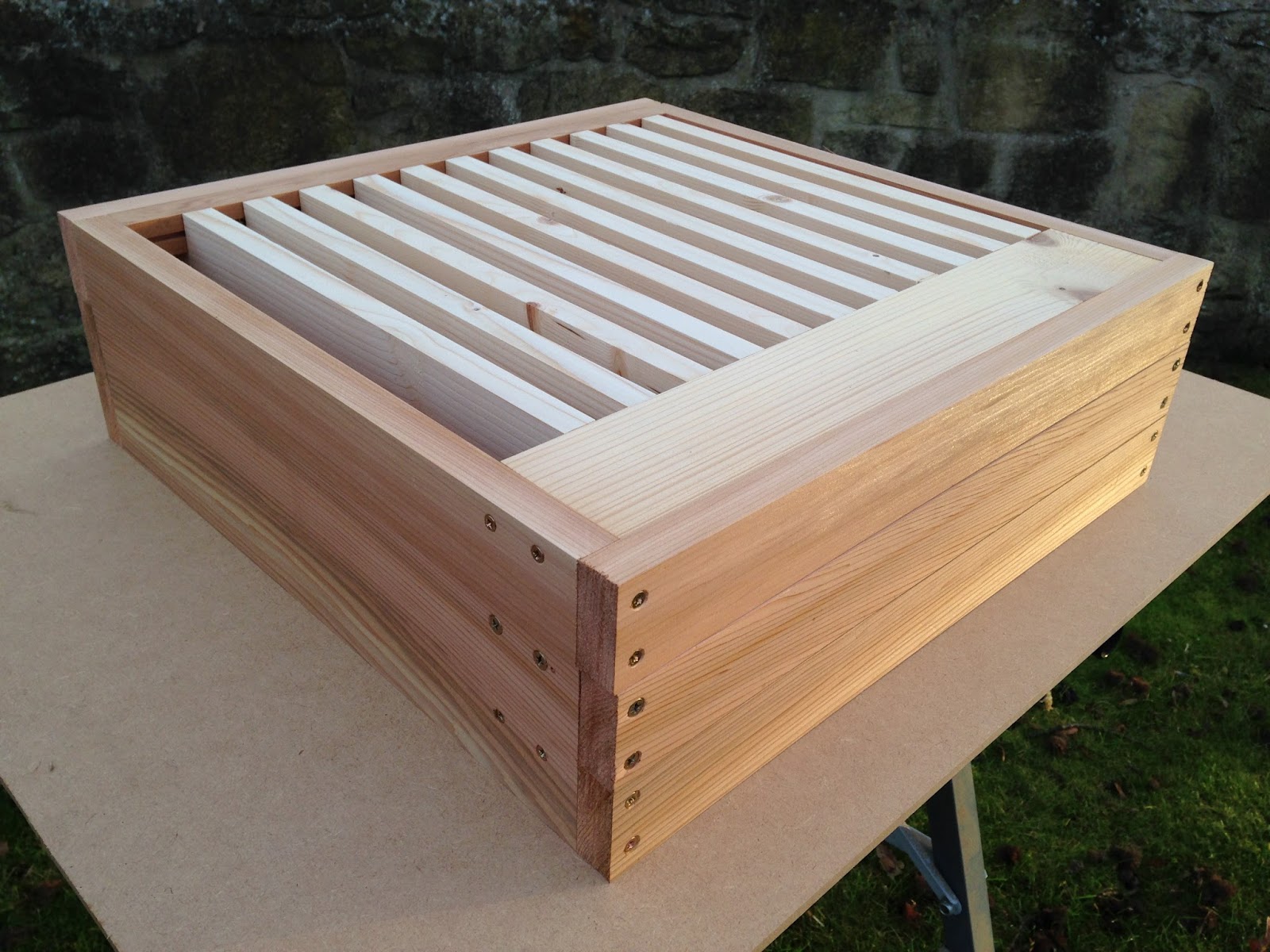 TrogTrogBee The slatted rack