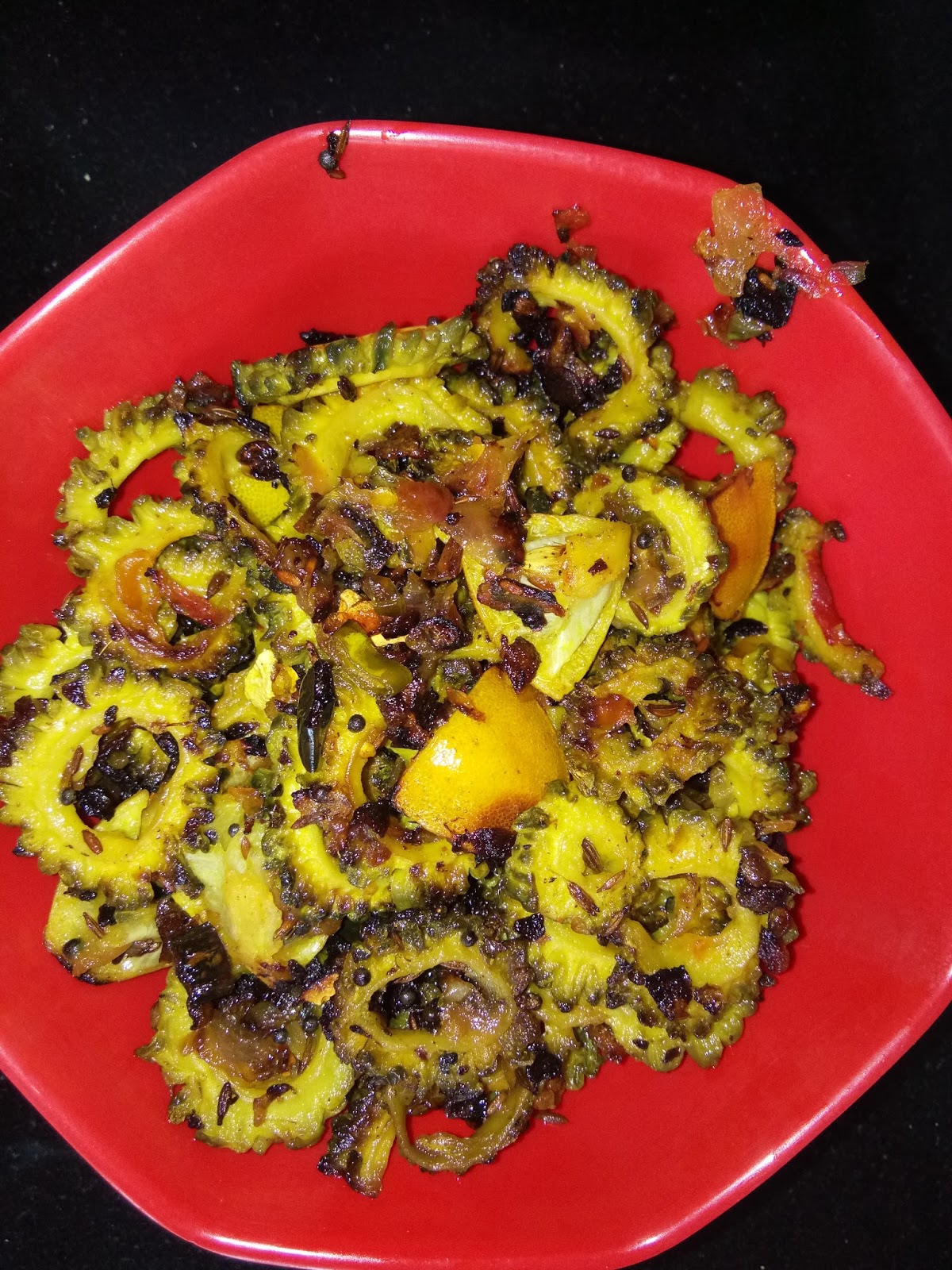 चटपटीत कारले / कारल्याचे चिप्स / क्रिस्पी कारले फ्राय चिप्स / crispy