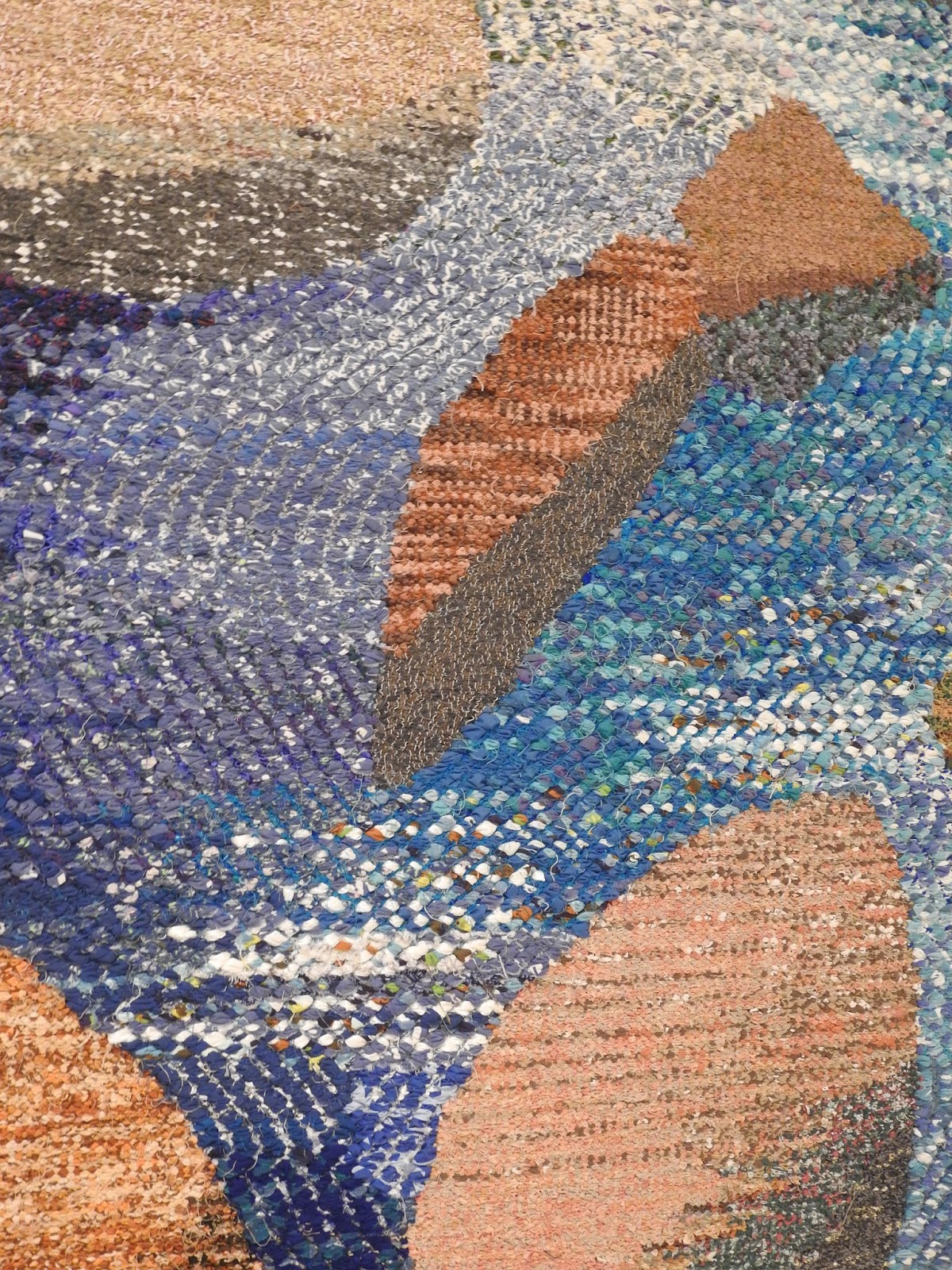 Crossing Threads 50 Years of the Canberra Spinners and Weavers