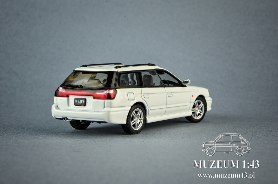Subaru Legacy Gt-B Autoart 1:43 - Muzeum 1:43