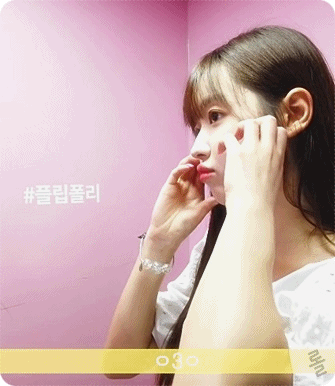 혼자 스티커 사진찍는 오마이걸 유아.gif | 인스티즈