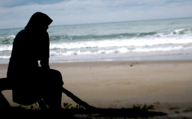 Cinta itu Makanan Jiwa, Entah Halal atau Haram, Kamu yang Menentukan! Cinta itu Makanan Jiwa, Entah Halal atau Haram, Kamu yang Menentukan!