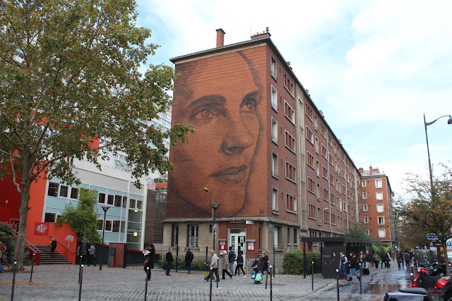 The masters of portraits Jorge Rodriguez Gerada is currently in Paris, France where he just opened his latest exhibition "L'Eternel Instant Present" with the good lads from the Gallerie Matgoth.