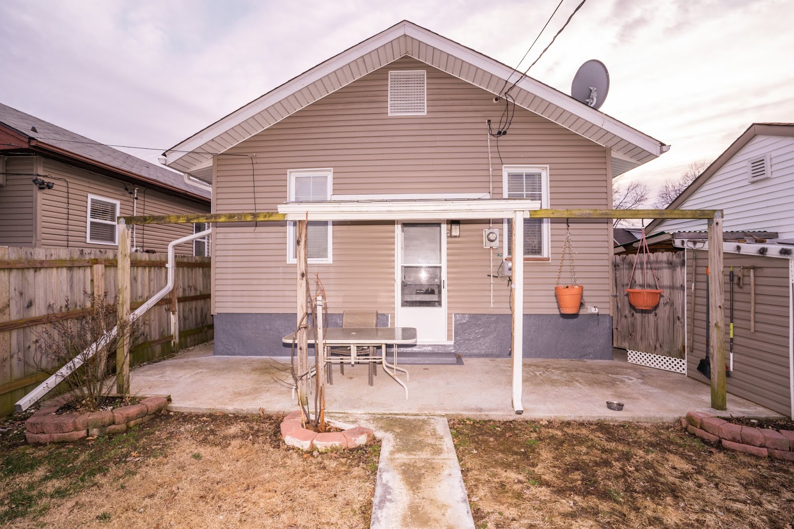 Real Estate News 3 bedroom home in St. Louis County move in ready