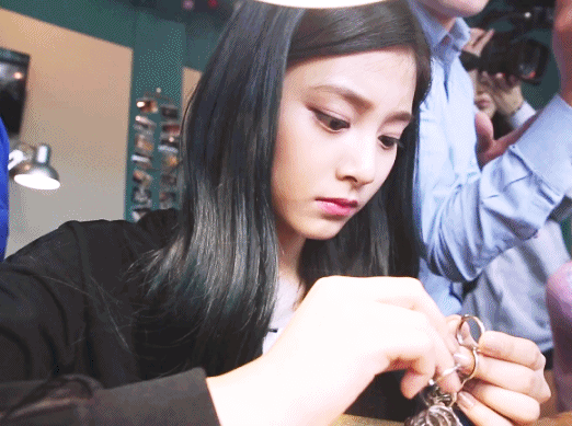 트와이스 쯔위.gif | 인스티즈