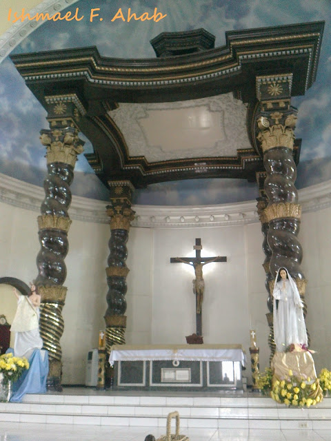 Altar of St. Peter's Parish Church