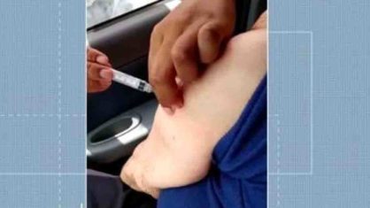 Idosa de 94 anos recebe dose de ar em vez de vacina contra Covid-19 no Rio de Janeiro 2 Idosa de 94 anos recebe dose de ar em vez de vacina contra Covid-19 no Rio de Janeiro