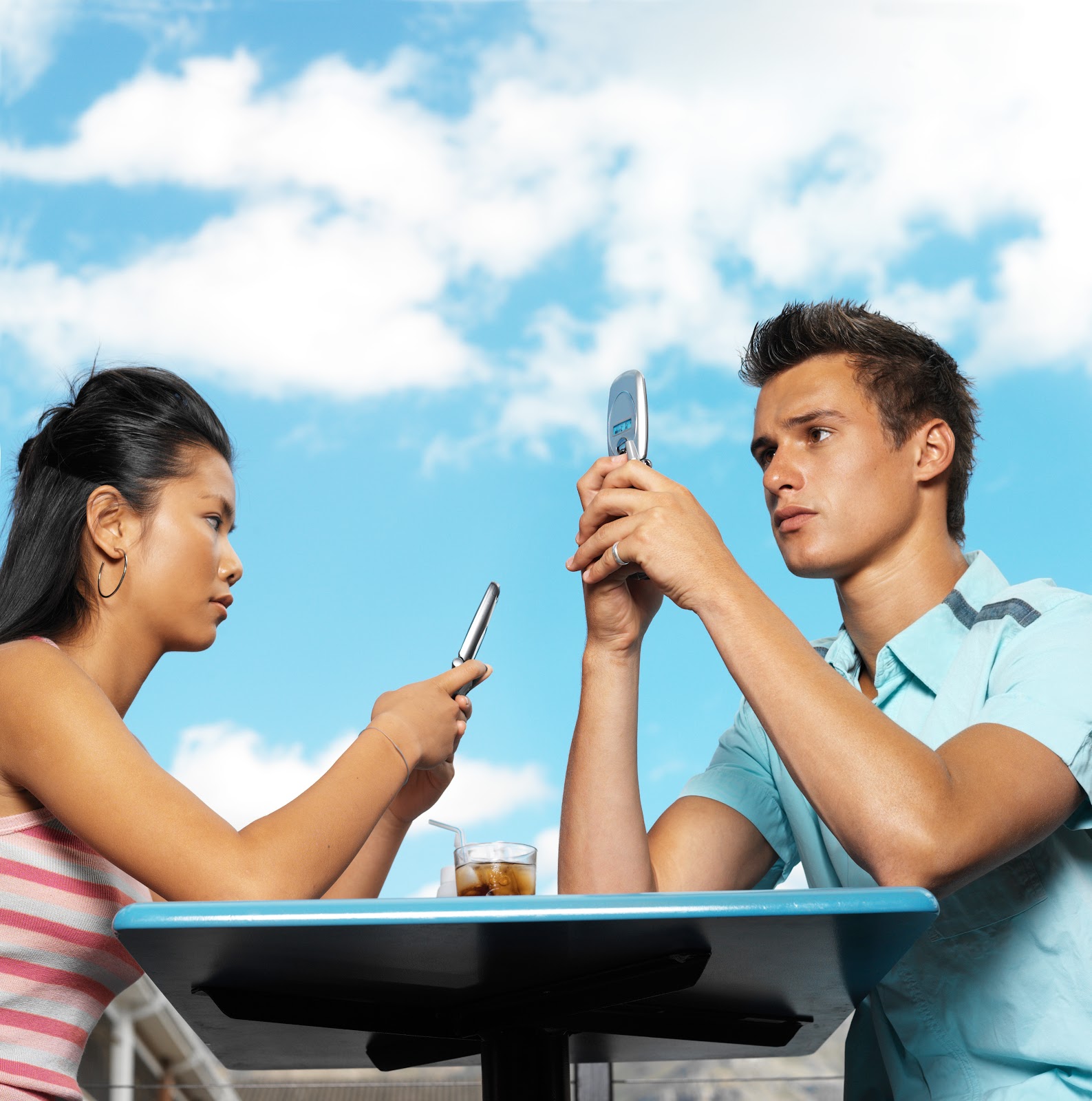 3Seventy Report Finds Majority Of Cell Phone Owners Using SMS 3seventy-report-finds-majority-of-cell-phone-owners-using-sms