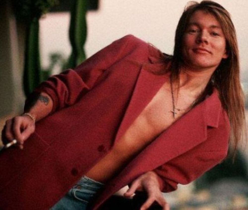 GIFs That Keep On Giving Axl Rose Dancing