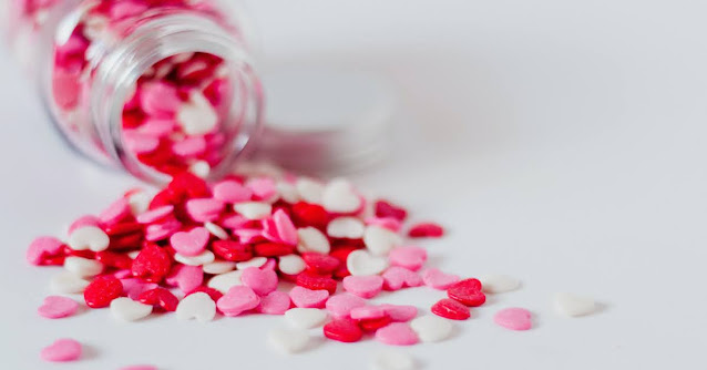 Valentine's Day Gift Guide: 6 Gift Ideas for Simple Fun at Home | The