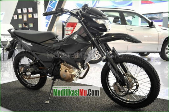 Hasil Modifikasi Suzuki Satria F150 Off Road Style Sederhana Tapi Keren Velg Jari Jari Warna Hitam Airbrush Hasil Modifikasi Suzuki Satria F150 Off Road Style Sederhana Tapi Keren Velg Jari Jari Warna Hitam Airbrush
