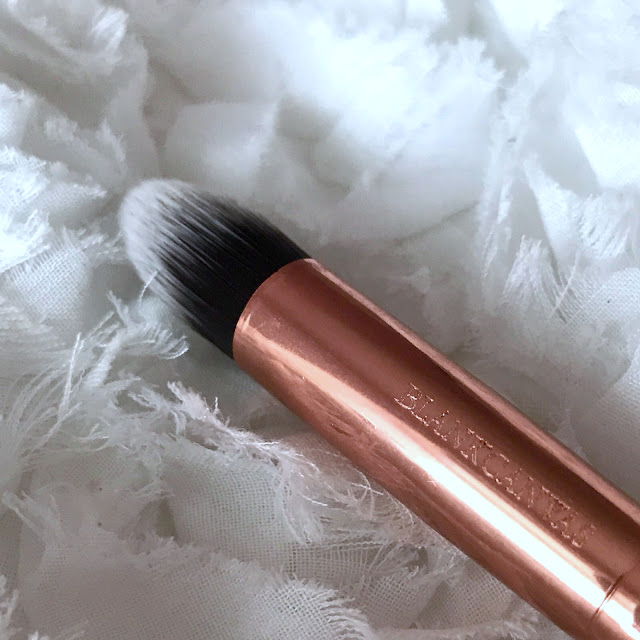 Blank Canvas F19 Tapered Concealer & Contour Brush