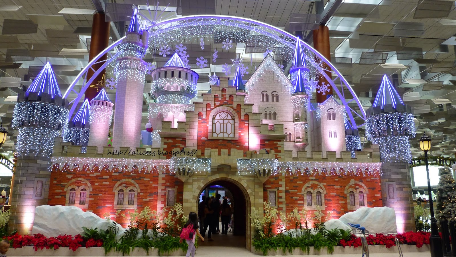 AlicesgSingaporemyhome Christmas Decoration at Changi Airport Terminal 3 AlicesgSingaporemyhome Christmas Decoration at Changi Airport Terminal 3