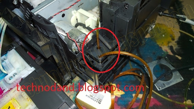 Cara Memasang Tempat Pembuangan Tinta Pada Printer EPSON L110, L300, L310 Cara Memasang Tempat Pembuangan Tinta Pada Printer EPSON L110, L300, L310