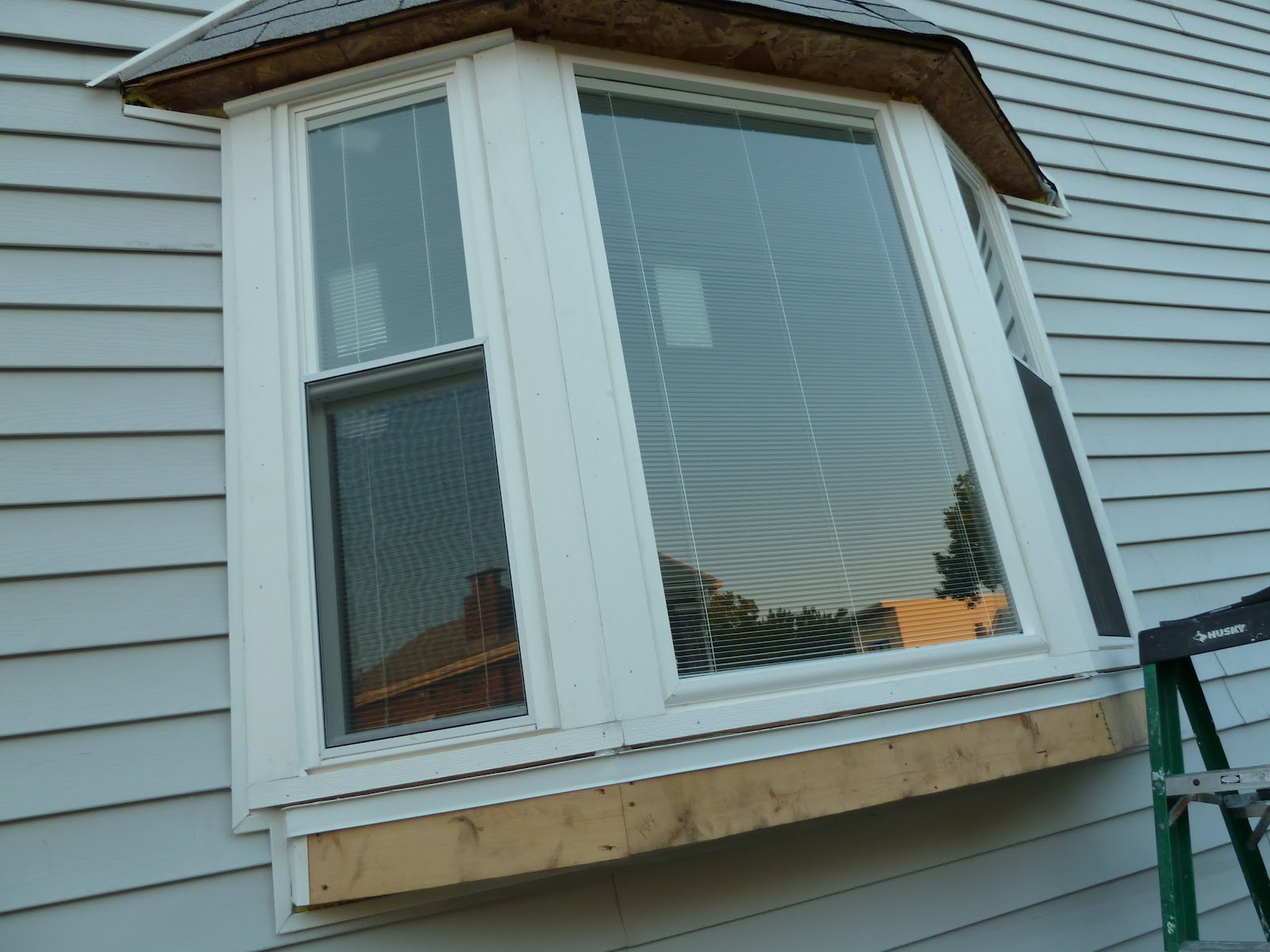 Scotts Contracting StLouis Renewable Energy Final Bay Window Build