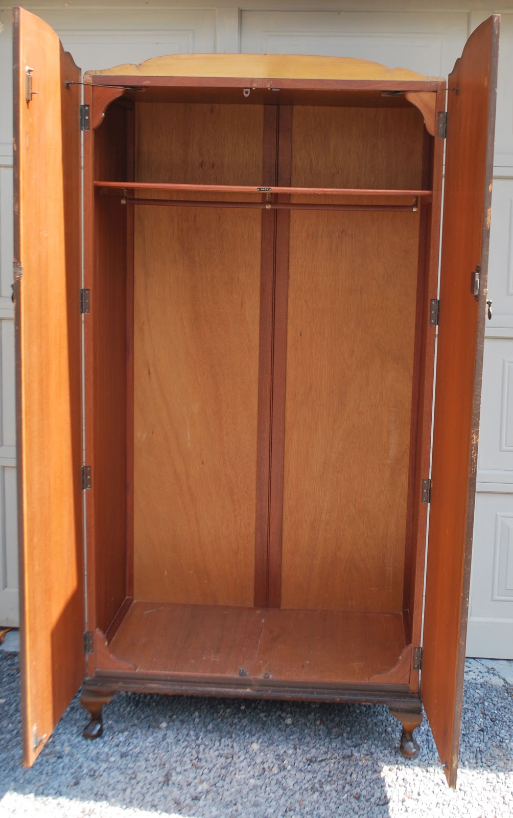 Tribute 20th Decor Antique Mahogany Wardrobe