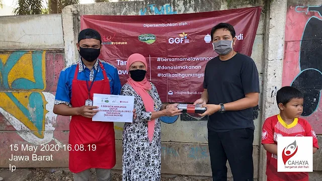 Cahaya Foundation Bantu Distribusikan Donasi Makanan Redkendi