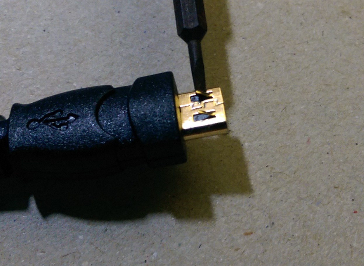 How to fix a loose Micro-USB cable