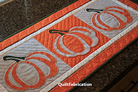 pumpkin applique block by QuiltFabrication