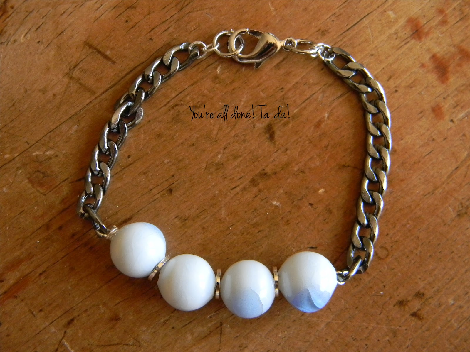 Jolie Jouel: DIY Friday: Bead & Chain bracelet