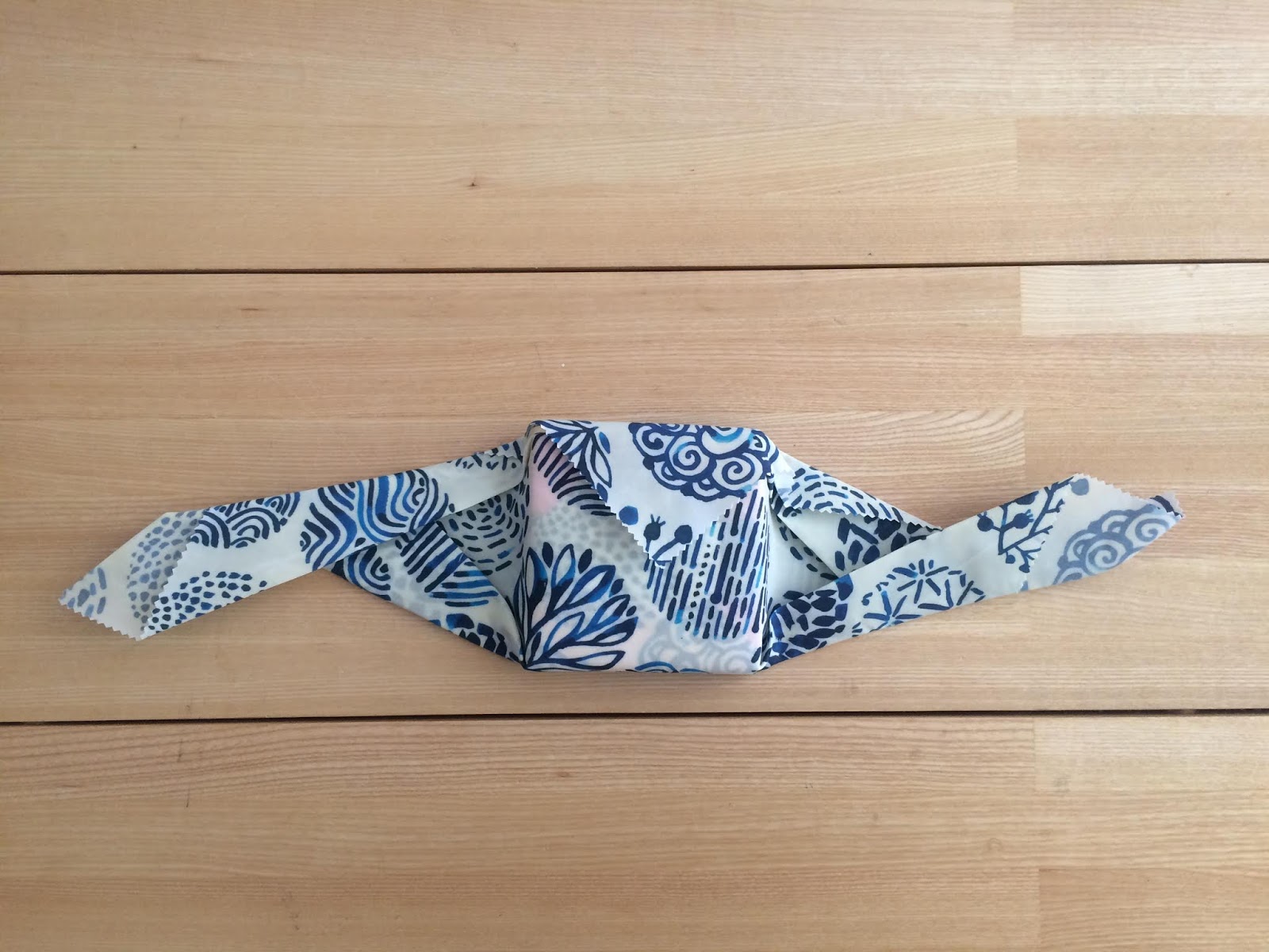 Geschenke Verpacken Bestempeltes Geschenkband