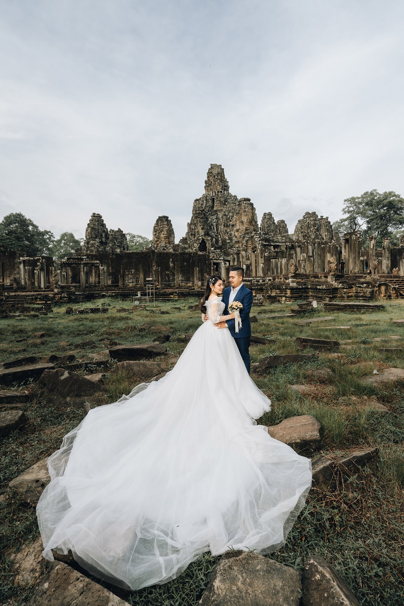White Dress - Angkor Feel