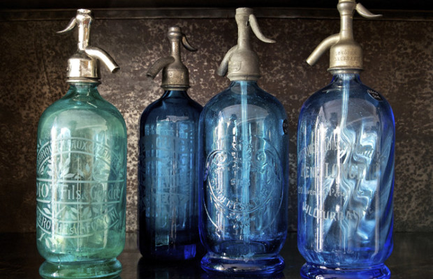 spiritueux magazine Eau de Seltz de l'eau de source spiritueux magazine Eau de Seltz de l'eau de source