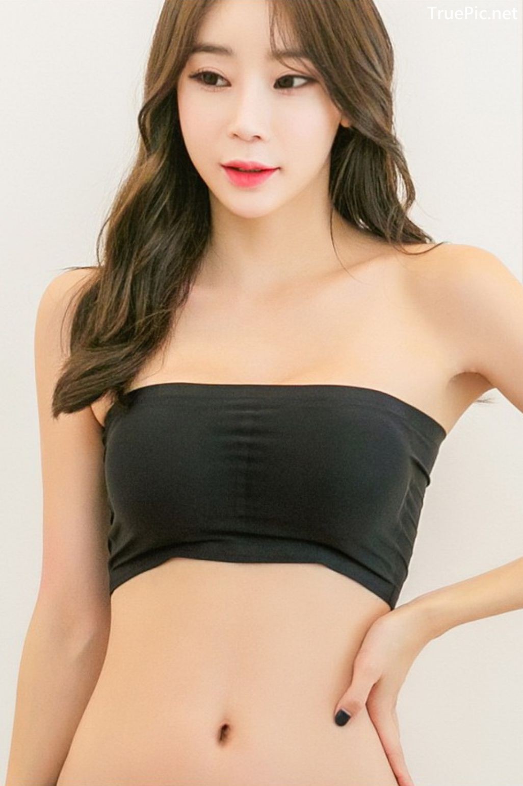 Image Korean Fashion Model - Hyun Kyung - Black Tube Lingerie - TruePic.net - Picture-10