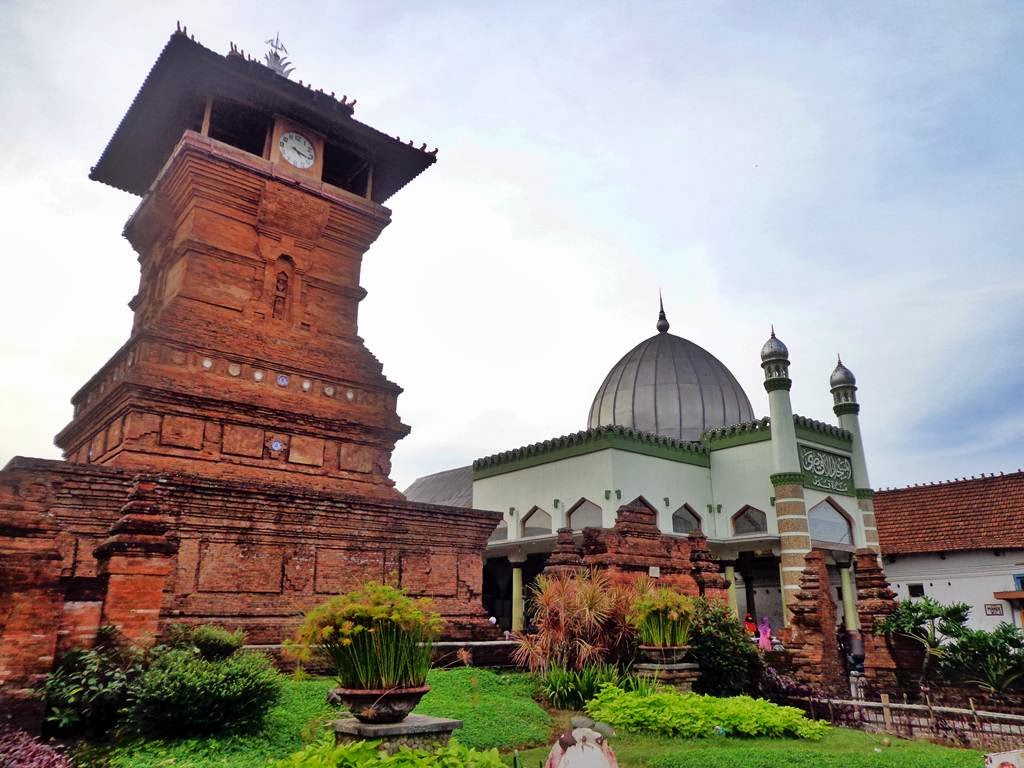 Masjid Menara Kudus (1549) | Mistikus Cinta