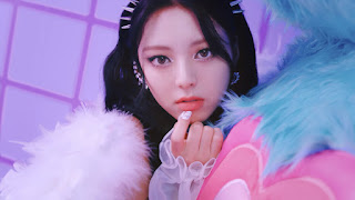ITZY LOCO Yuna MV Screenshot 4K #1470c Wallpaper iPhone Phone